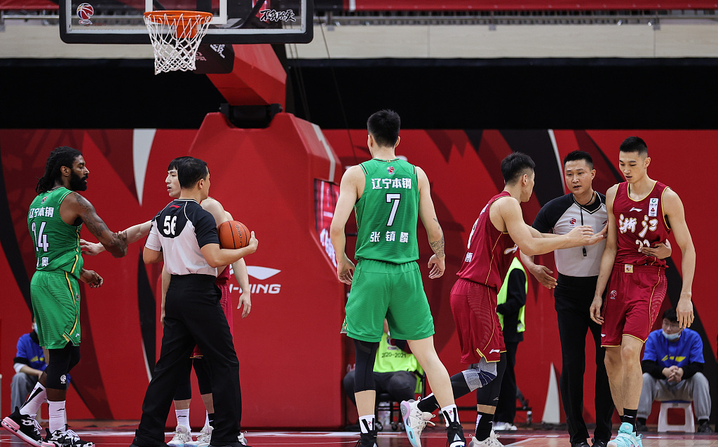 lol台服官网首页地址-关于辽宁本钢训练开放日，赛前强势反弹引欢呼，意甲在即，资深球员宣示担当的信息